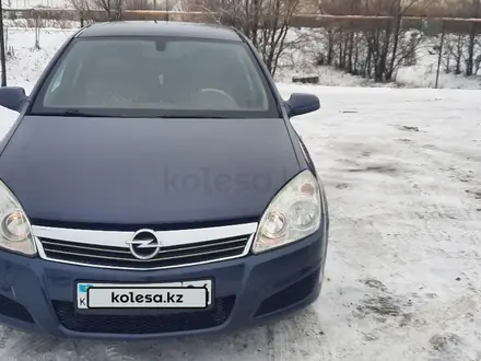 Opel Astra 2008 года за 2 500 000 тг. в Актобе