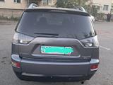 Mitsubishi Outlander 2008 годаүшін3 100 000 тг. в Караганда – фото 2