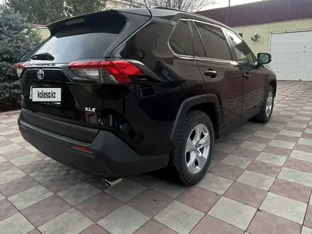 Toyota RAV4 2020 года за 16 000 000 тг. в Тараз – фото 5