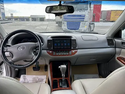 Toyota Camry 2004 года за 4 900 000 тг. в Уральск – фото 14