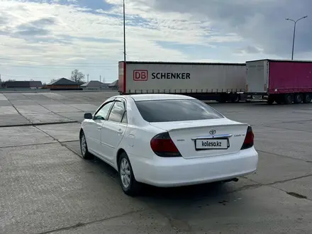 Toyota Camry 2004 года за 4 900 000 тг. в Уральск – фото 5