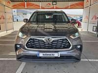 Toyota Highlander 2021 года за 13 300 000 тг. в Алматы