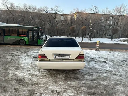 Mercedes-Benz S 320 1995 года за 1 980 000 тг. в Алматы – фото 15