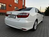 Toyota Camry 2014 годаүшін10 900 000 тг. в Актобе – фото 2