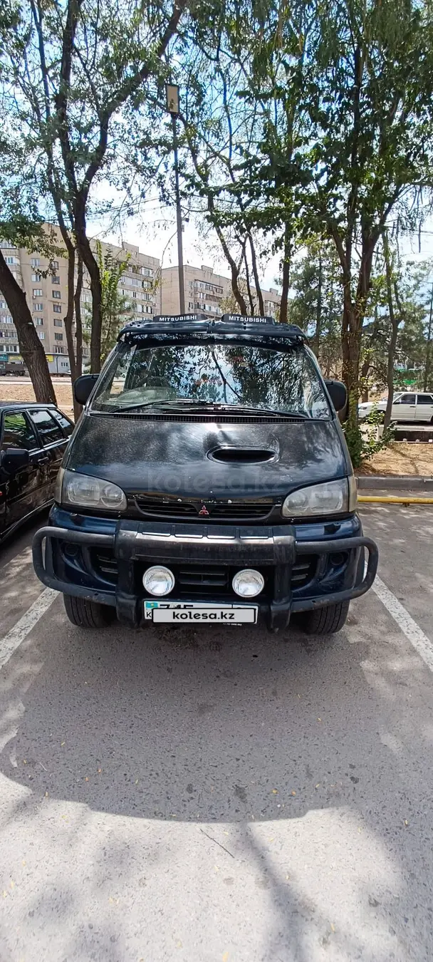 Mitsubishi Delica, 1994