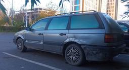 Volkswagen Passat 1991 годаүшін950 000 тг. в Астана – фото 4