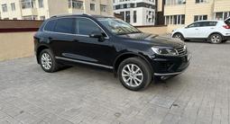 Volkswagen Touareg 2015 года за 15 500 000 тг. в Астана