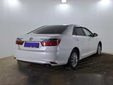 Toyota Camry 2016 годаүшін9 200 000 тг. в Актобе – фото 5