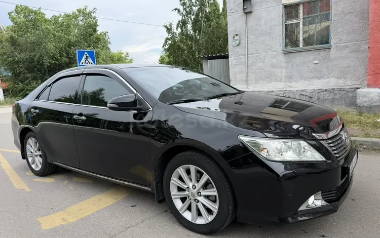 Toyota Camry 2014 года за 9 800 000 тг. в Костанай