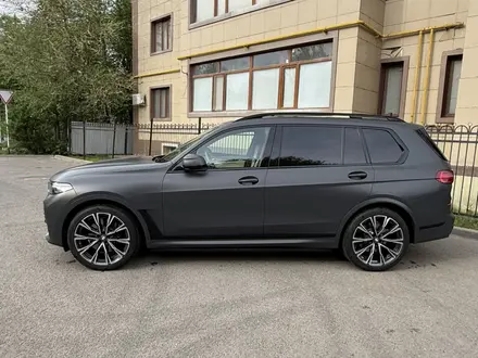 BMW X7 2022 года за 55 000 000 тг. в Уральск – фото 16