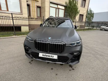 BMW X7 2022 года за 55 000 000 тг. в Уральск – фото 4