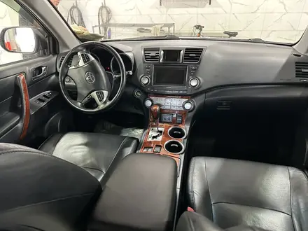 Toyota Highlander 2012 года за 13 500 000 тг. в Алматы – фото 26
