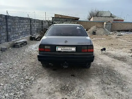 Volkswagen Passat 1993 года за 800 000 тг. в Туркестан – фото 4