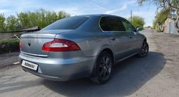 Skoda Superb 2012 года за 4 000 000 тг. в Караганда – фото 2