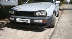 Volkswagen Golf 1993 года за 1 200 000 тг. в Есик – фото 2