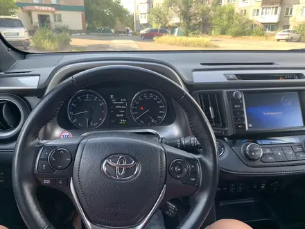 Toyota RAV4 2017 года за 13 700 000 тг. в Караганда – фото 7