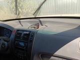 Hyundai Tucson 2006 годаүшін3 050 000 тг. в Аксай – фото 2