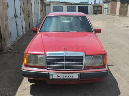 Mercedes-Benz E 200 1991 года за 1 800 000 тг. в Балхаш
