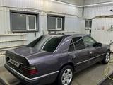 Mercedes-Benz E 200 1992 годаүшін880 000 тг. в Астана – фото 3