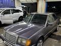 Mercedes-Benz E 200 1992 года за 880 000 тг. в Астана