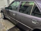 Mercedes-Benz E 200 1992 годаүшін880 000 тг. в Астана – фото 5