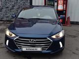 Hyundai Elantra 2017 годаfor7 500 000 тг. в Алматы – фото 2