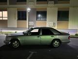 Mercedes-Benz E 220 1984 года за 2 200 000 тг. в Шымкент – фото 4
