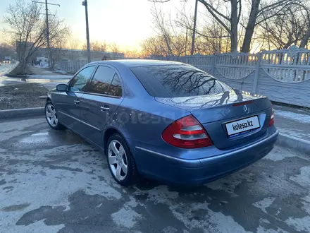 Mercedes-Benz E 240 2003 года за 6 300 000 тг. в Караганда – фото 5