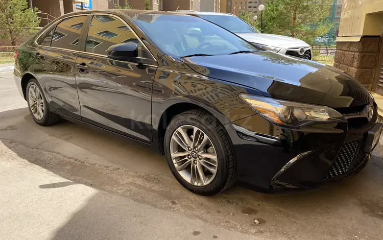 Toyota Camry 2016 года за 9 000 000 тг. в Астана