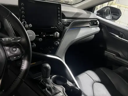 Toyota Camry 2020 года за 12 000 000 тг. в Алматы – фото 8