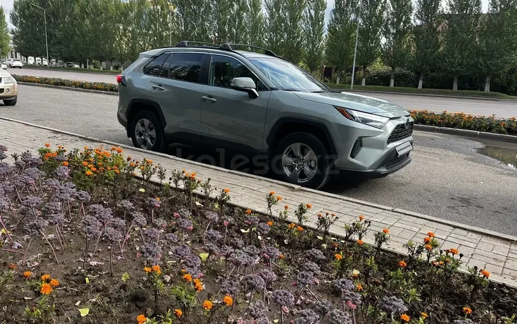 Toyota RAV4 2022 годаүшін15 800 000 тг. в Астана