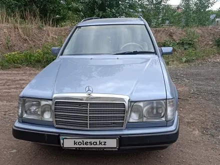 Mercedes-Benz E 200 1993 года за 1 500 000 тг. в Кокшетау – фото 4
