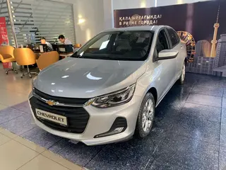 Chevrolet Onix Premier 1