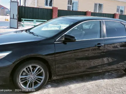 Toyota Camry 2016 года за 6 500 000 тг. в Актобе – фото 5