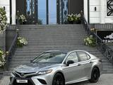Toyota Camry 2020 года за 12 200 000 тг. в Шымкент – фото 2