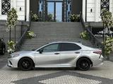 Toyota Camry 2020 года за 12 200 000 тг. в Шымкент – фото 5