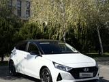 Hyundai i20 2023 года за 7 700 000 тг. в Шымкент – фото 3
