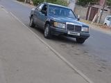 Mercedes-Benz E 200 1993 годаүшін800 000 тг. в Арысь