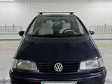 Volkswagen Sharan 1996 годаүшін2 700 000 тг. в Караганда – фото 2