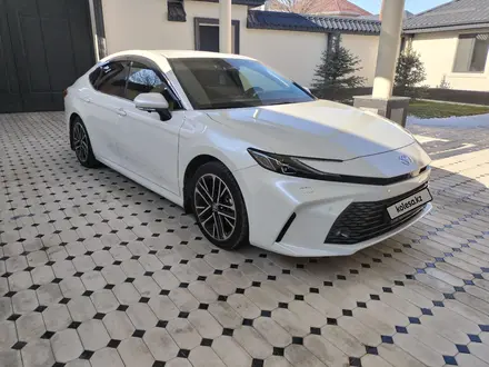 Toyota Camry 2025 года за 24 500 000 тг. в Тараз – фото 2