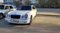 Mercedes-Benz E 230 1997 года за 2 900 000 тг. в Усть-Каменогорск – фото 4