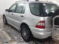 Mercedes-Benz ML 320 2001 годаfor5 500 000 тг. в Костанай – фото 16