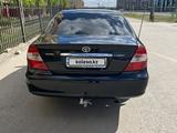 Toyota Camry 2003 годаүшін5 400 000 тг. в Актобе – фото 5