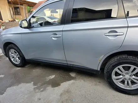 Mitsubishi Outlander 2012 года за 5 800 000 тг. в Алматы – фото 3