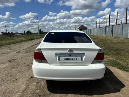 Toyota Camry 2005 года за 4 800 000 тг. в Актобе – фото 12