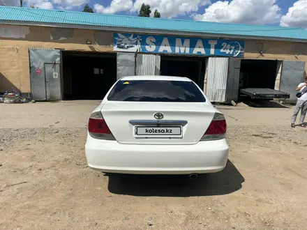 Toyota Camry 2005 года за 4 800 000 тг. в Актобе – фото 6