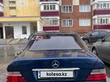 Mercedes-Benz E 220 1994 года за 1 600 000 тг. в Семей – фото 2