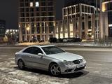 Mercedes-Benz CLK 500 2004 годаfor7 300 000 тг. в Астана – фото 2