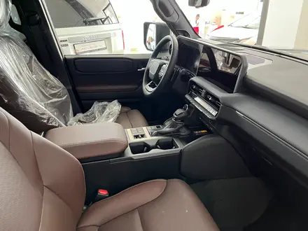 Toyota Land Cruiser Prado Luxe+ 2025 года за 52 390 000 тг. в Караганда – фото 17