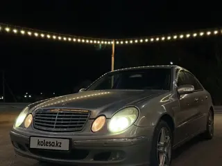 Mercedes-Benz E 320